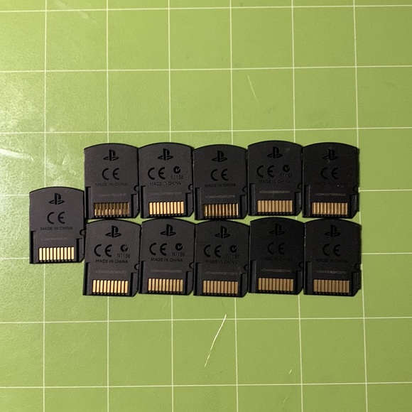 🔥PlayStation Vita X 11 Games 🔥 - Picture 2 of 2